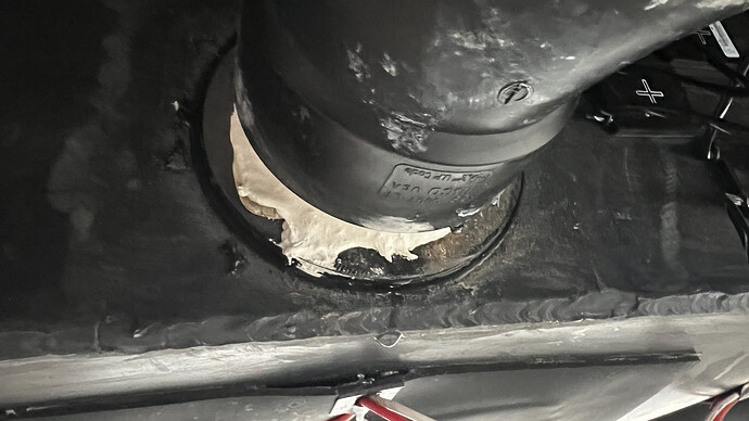 3C703254-0DD9-426C-96E9-FDB4935CC9AD_1_201_a