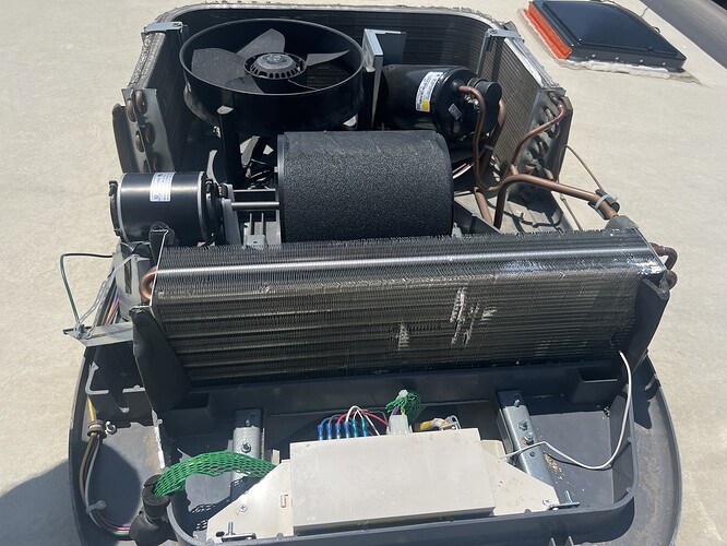 E32340E3-85B1-42E2-AFF2-881E4FC00D30_1_105_c